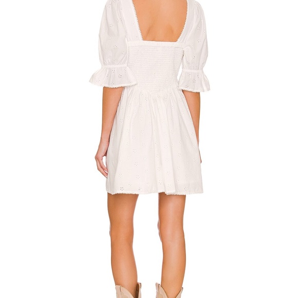 NWT $229 SPELL White Eyelet Smocked Boho BO MINi DRESS XXS - Picture 3 of 3